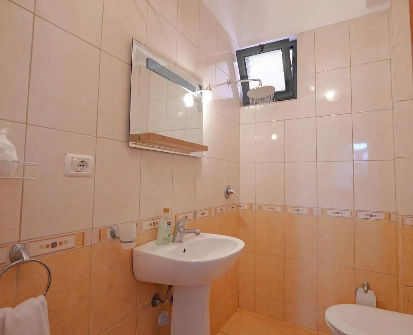 Florenc Apartment Sarande