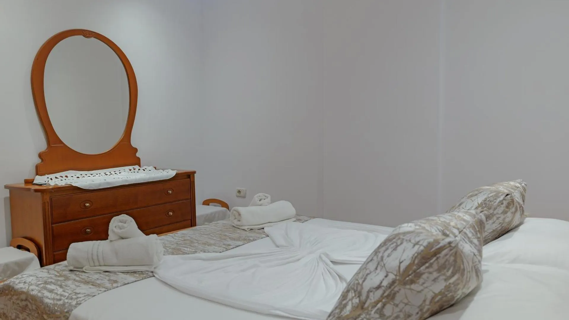 Florenc Apartment Sarande Albania