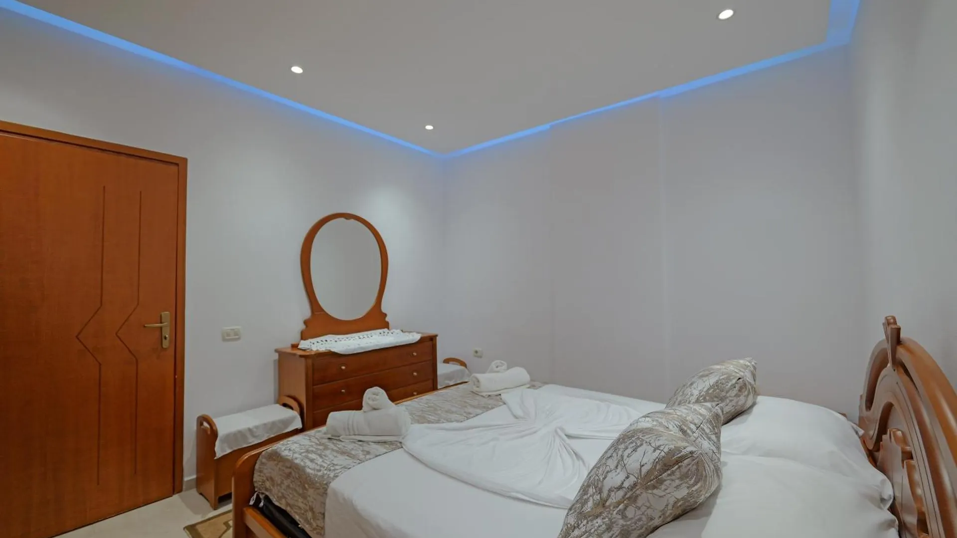 Florenc Apartment Sarande